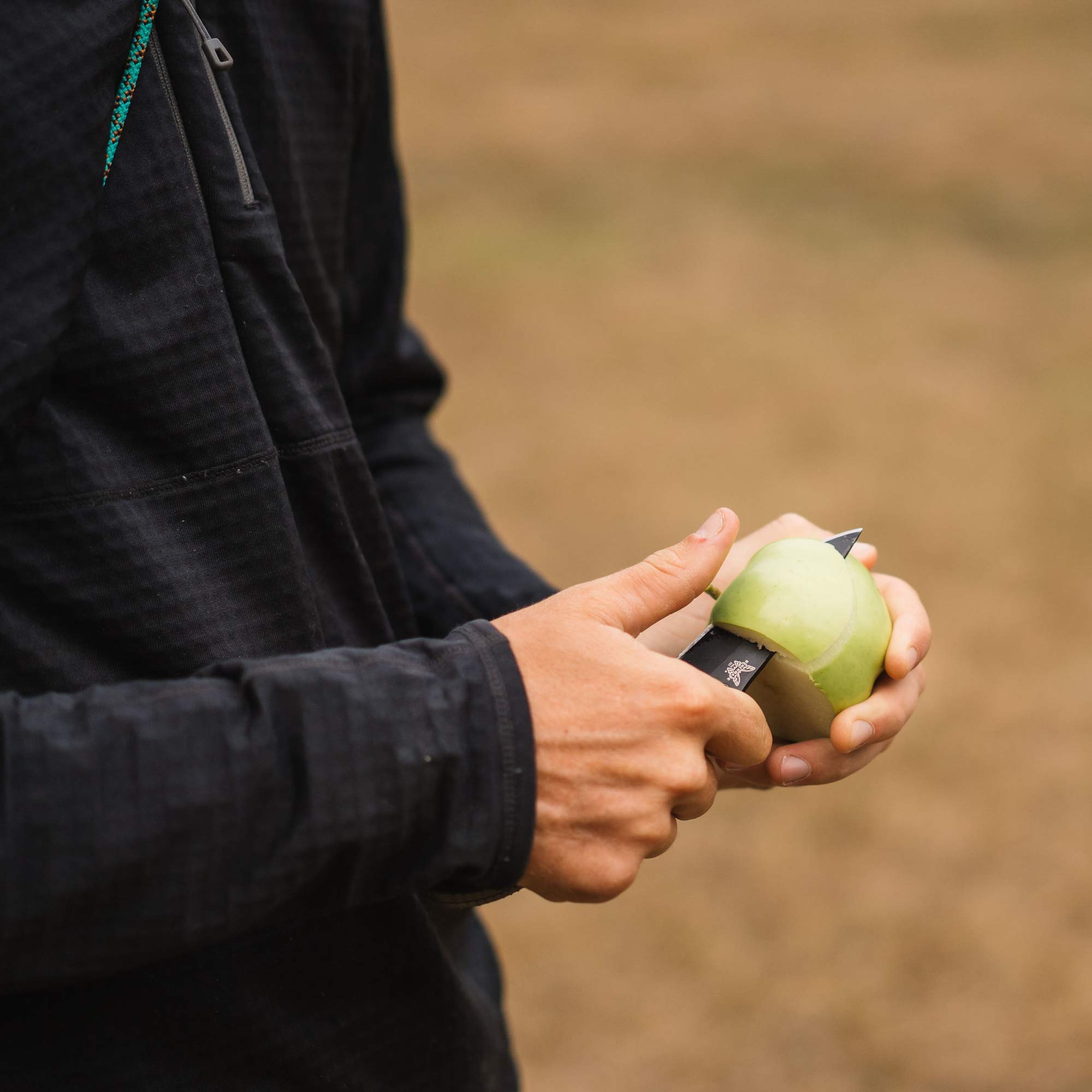 Benchmade - Bugout Outdoor EDC Folding Knife, Slim, Lightweight, Drop-Point Blade, Carbon Fiber (535BK-2) - Image 5
